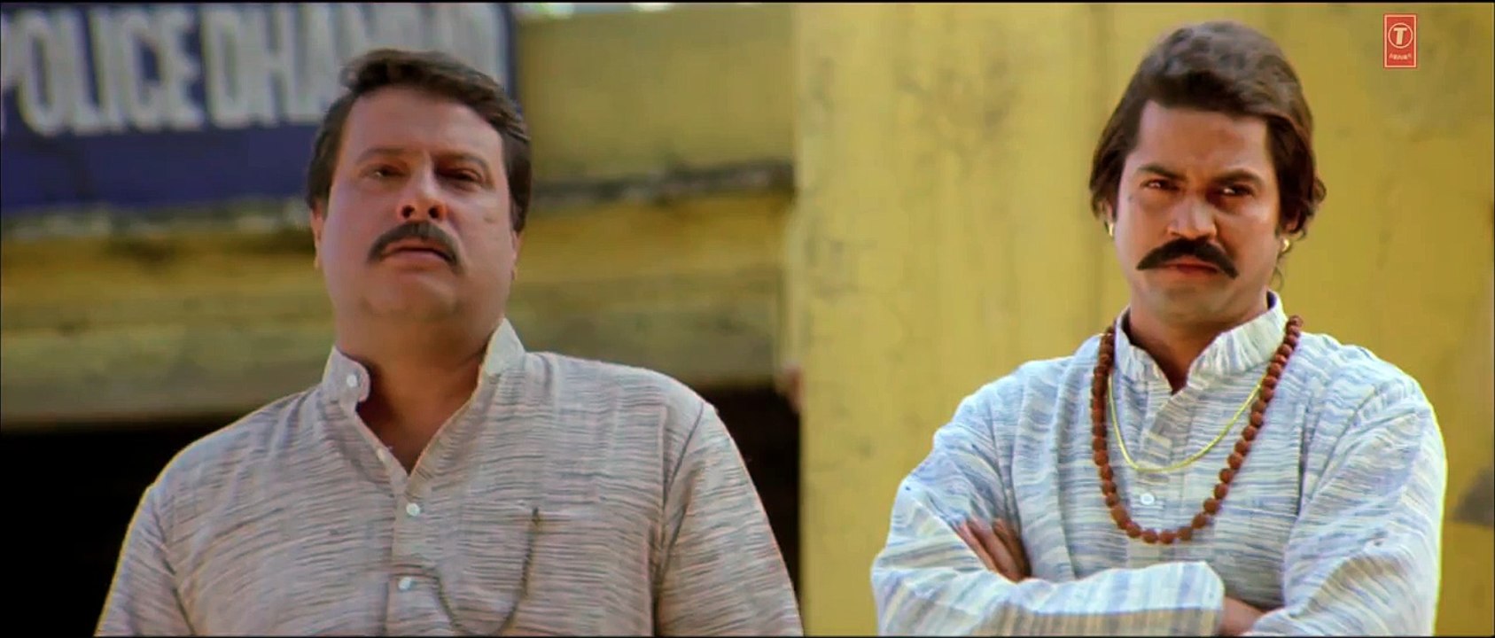 Teri Keh Ke Lunga Full Video Song - Gangs Of Wasseypur - Manoj Bajpai, Piyush Mishra - YouTube