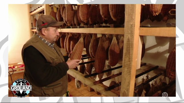 Les socialistes obligés de laisser leurs couilles aux vesitaires - Made in ailleurs - 12/03 - CANAL+