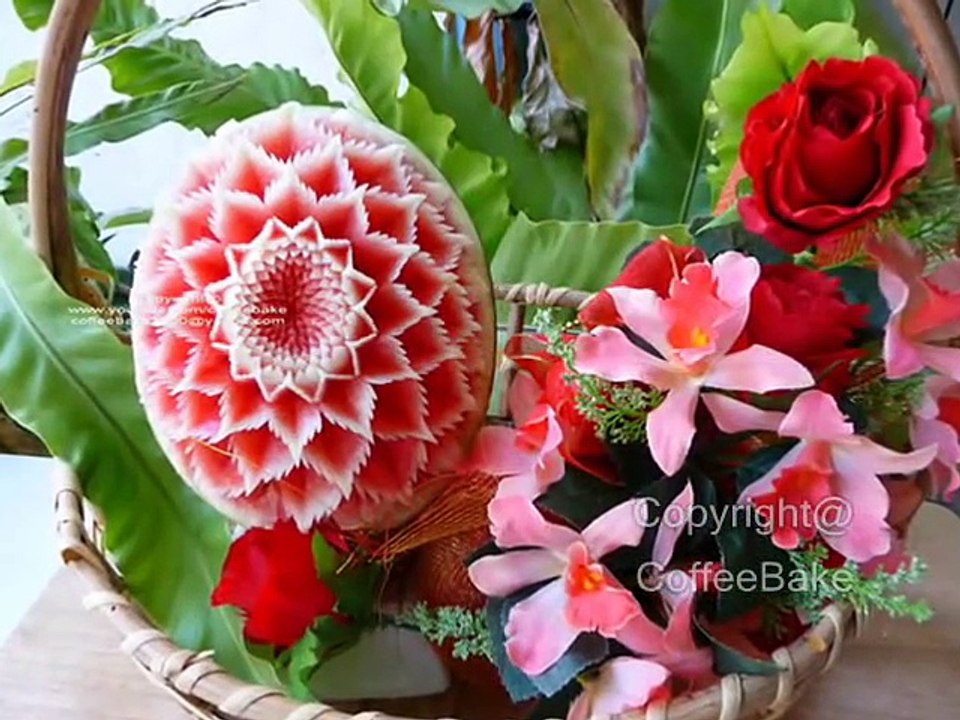 แกะสลักแตงโมลายผีเสือหยักแบบที่ 3Watermelon Carving@3