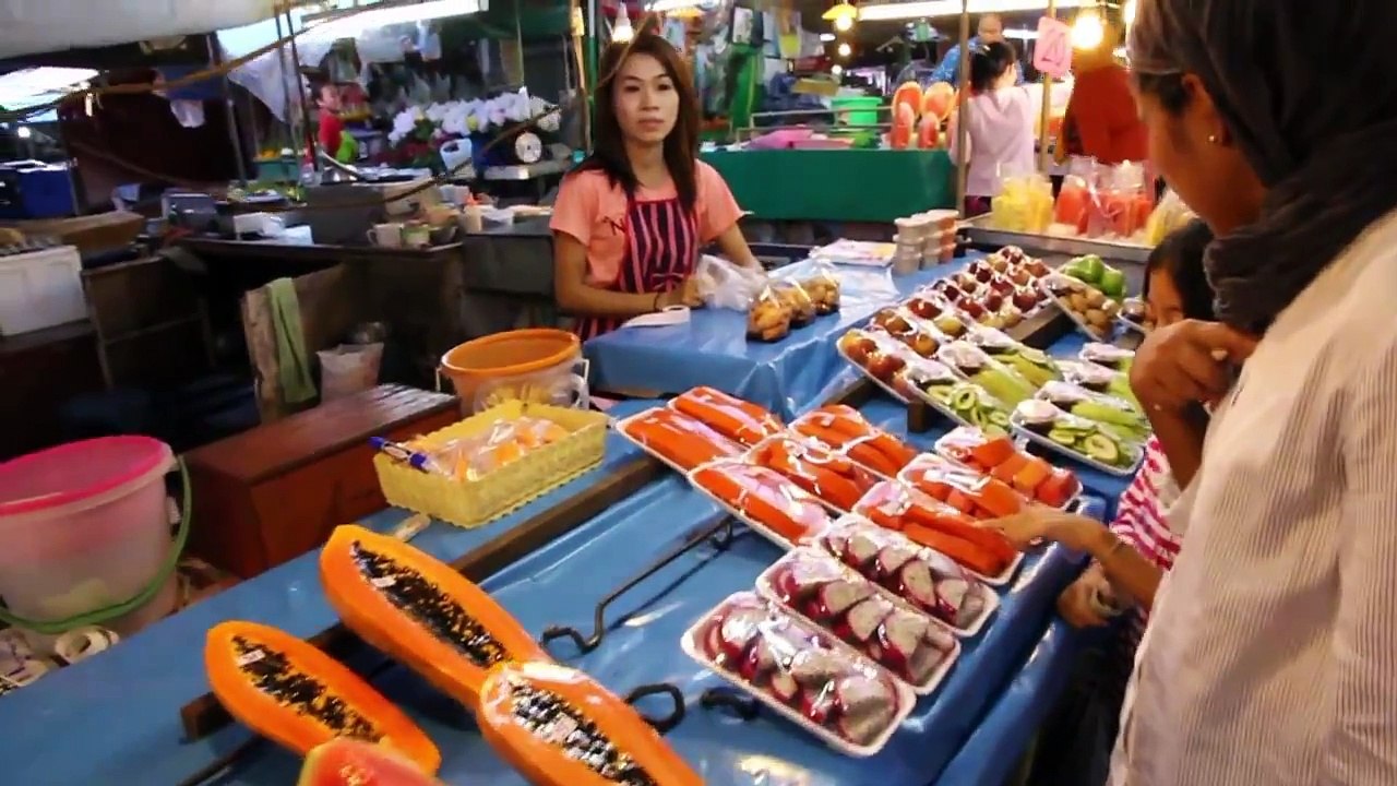 Krabi Town Markets. A tour of the 6 main Markets in Krabi Town.Great shopping & the best s