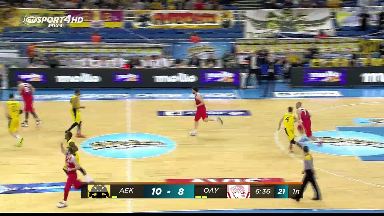 Το κάρφωμα του Γουόρικ με τον Ολυμπιακό