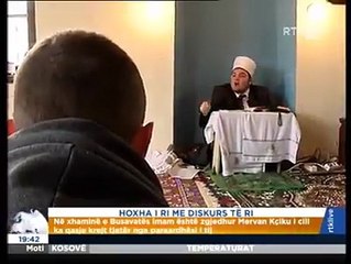 Hoxha i Ri vendos flamurin kombetar ne minare