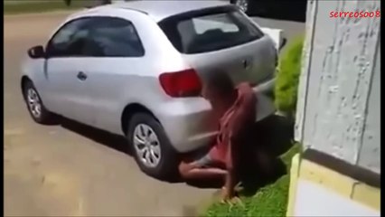 Παλαβός στη Βραζιλία βιάζει.αυτοκίνητο!! Ελπίζω να μη μας κουβαληθεί και αυτός για πρόσφυγ