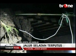 Hujan Deras Sebabkan Rel Kereta Api Ambles