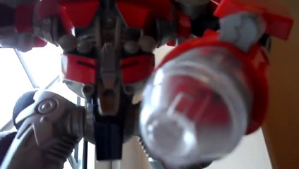 TRANSFORMERS ACTION ROBOT CHANGEABLE TOY