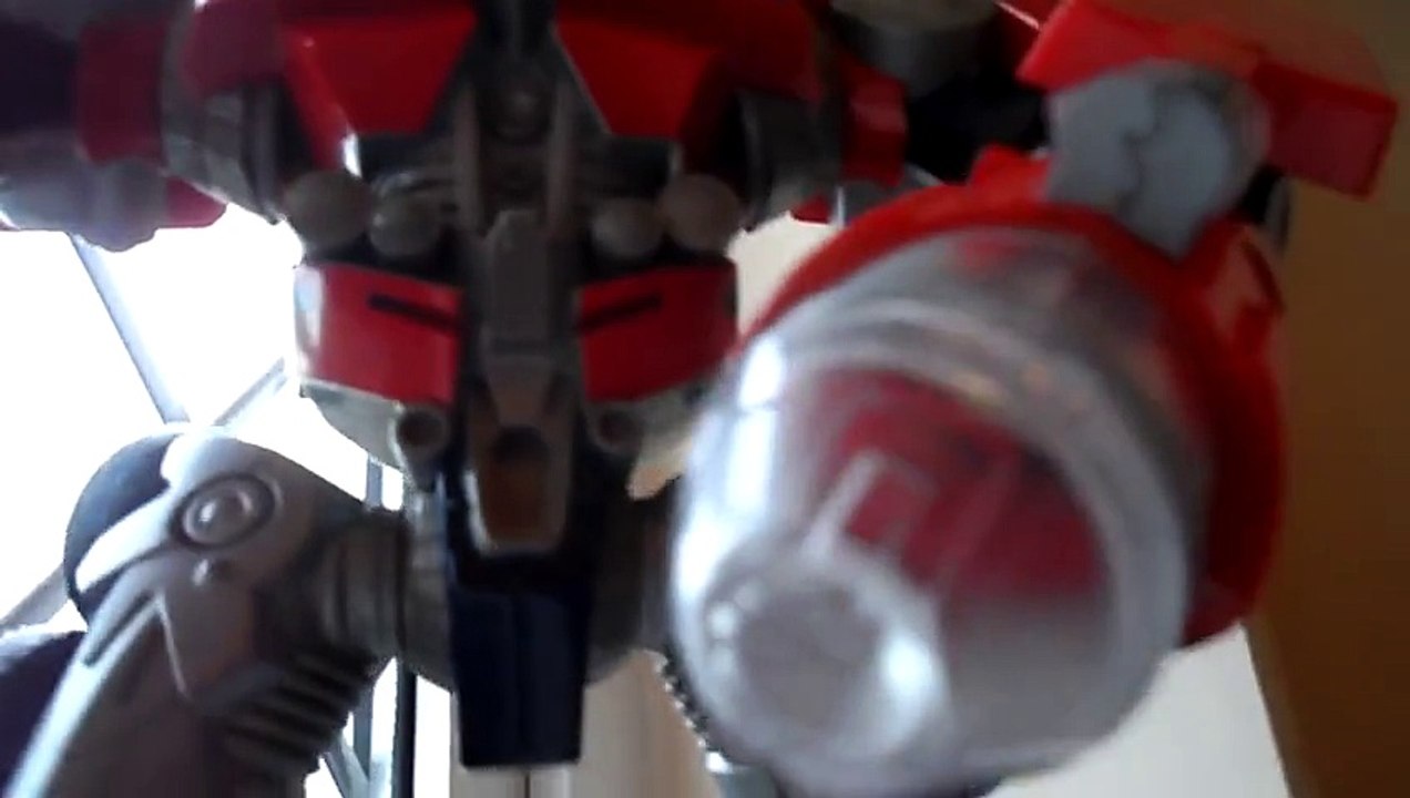 TRANSFORMERS ACTION ROBOT CHANGEABLE TOY