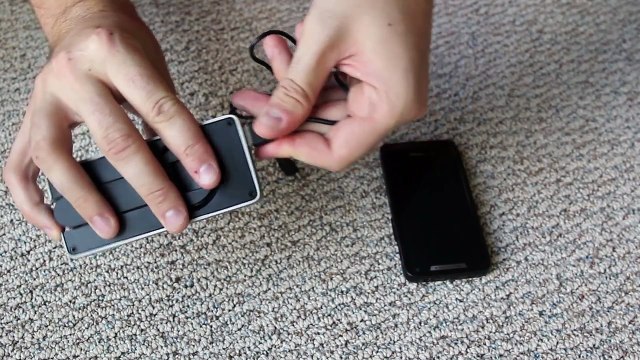 La Survie De Manivelle De Chargeur De Téléphone Portable De Survie Zombie Astuces #31