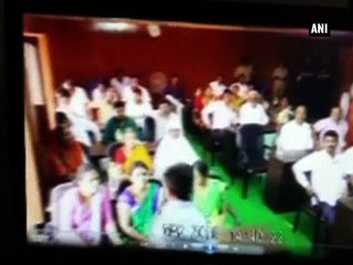 JD(S) leader slaps women worker in party meet