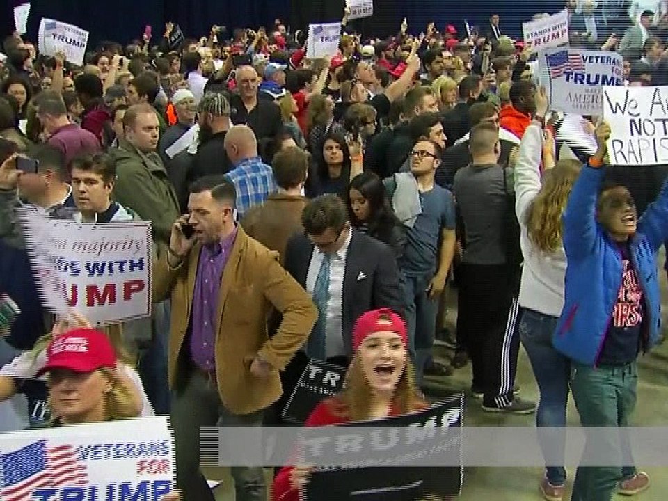 Primaires républicaines: Obama appelle à cesser les "insultes" et "violences".