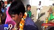 Farmers cut mango trees in Gir-Somnath to bury bitter times - Tv9 Gujarati