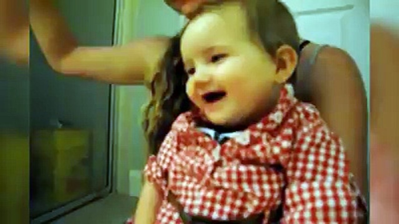 Playful kitten makes baby laugh hysterically-Funny Cat Videos