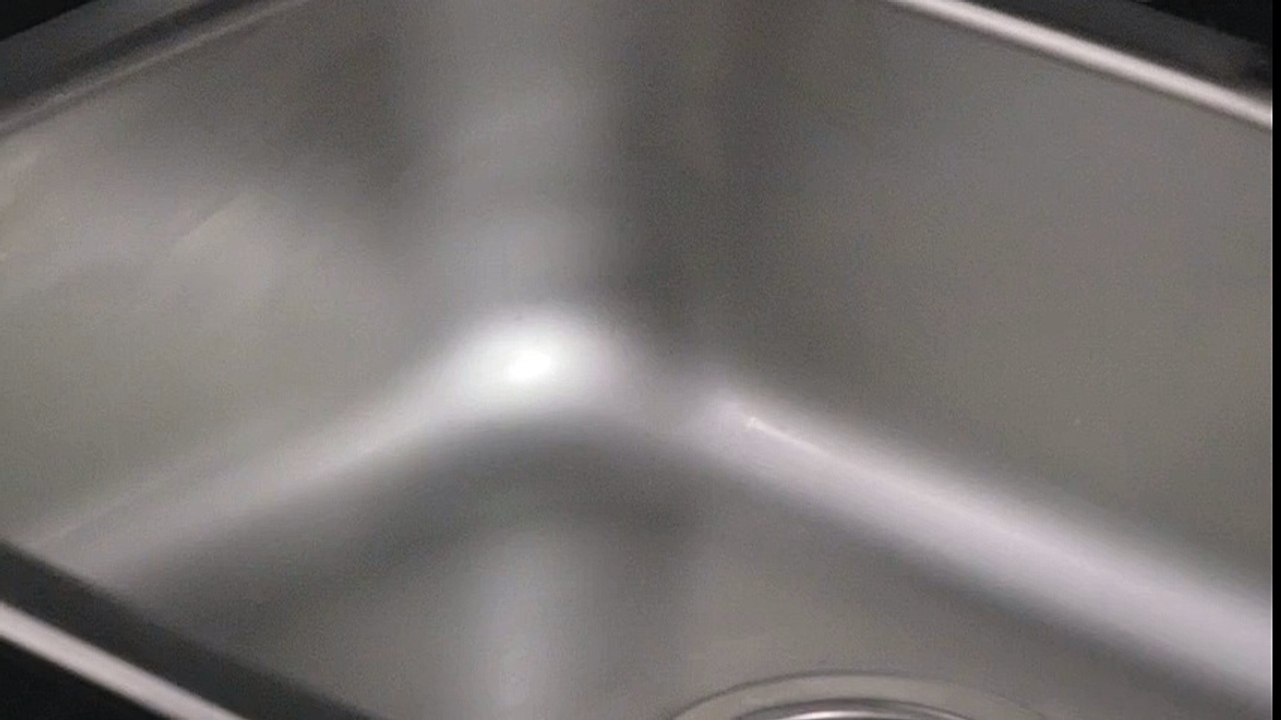 This smart tip will help clean your faucet out of fingerprints and spots of the water