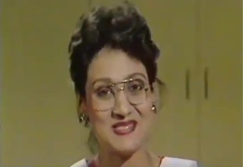 Bushra Ansari is explaining how to cook pakoray in her hilarious way