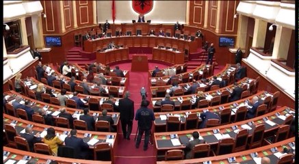 PD në skenar dorëzimin e mandateve, Paloka: Hapi i dytë, përmbysja e regjimit