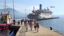 İngiliz Turistler Denizden Geldi