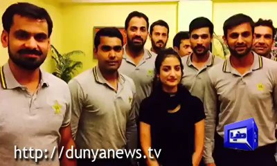 pakistani cricket enjoy a songs in india