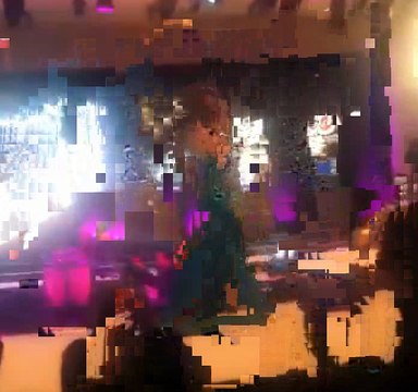 هيفاء وهبي تشعل حفل اسطنبول بإطلالتها