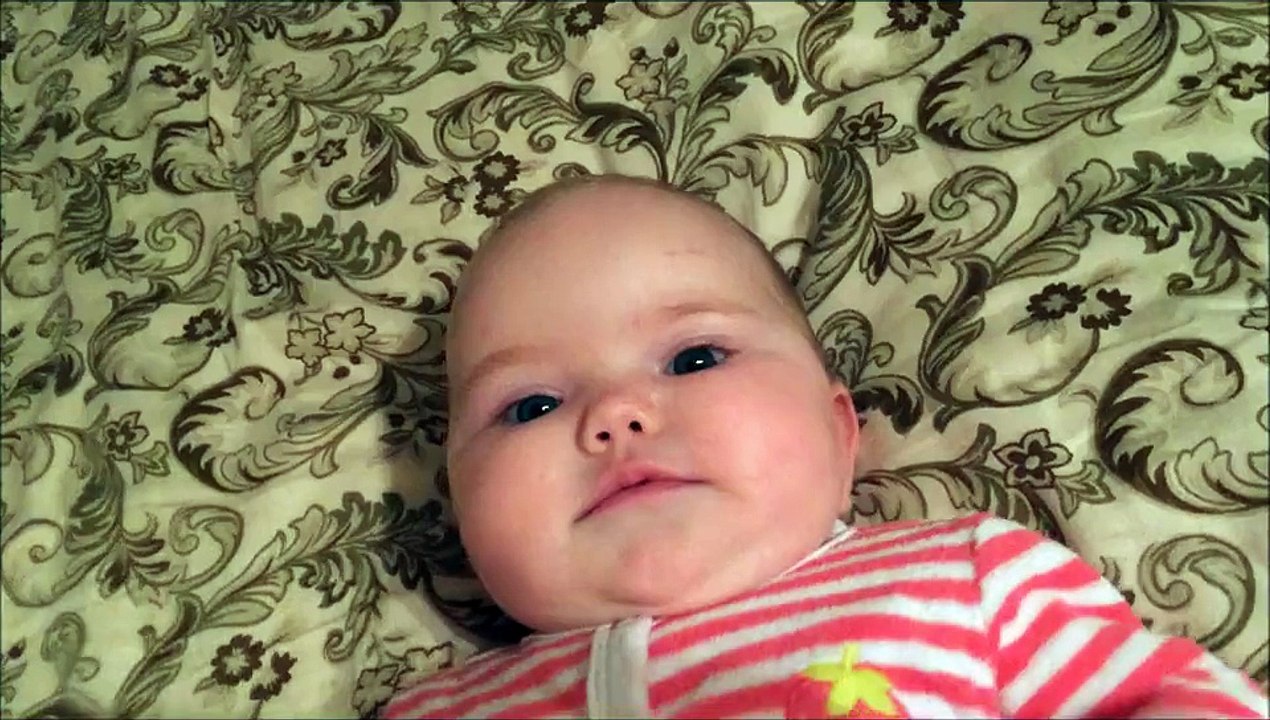 Baby Laughs at Daddy Saying 'Arigato'