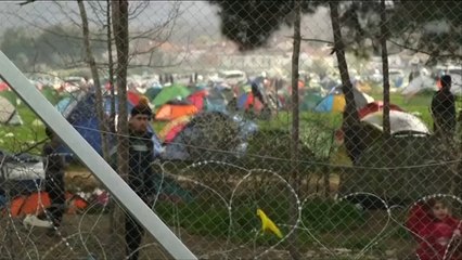 النمسا تطالب بإغلاق حدود إيطاليا خوفا من اللاجئين