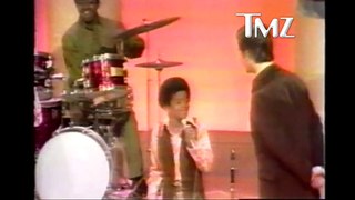 Michael Jackson & Dick Clark -- American Bandstand 1969