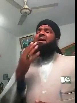 Ghazi Mumtaz Qadri Shaheed reciting a beautiful Naat