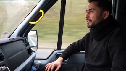 Kendini niye bu kadar sevdirdin penceresiz kaldim