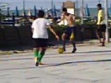 partita di pallone a porto potenza picena