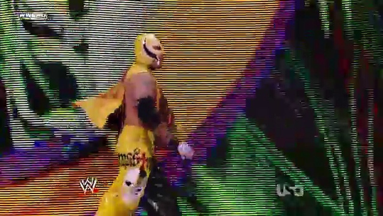 WWE RAW 21 mar 2011 Randy Orton vs Rey Mysterio