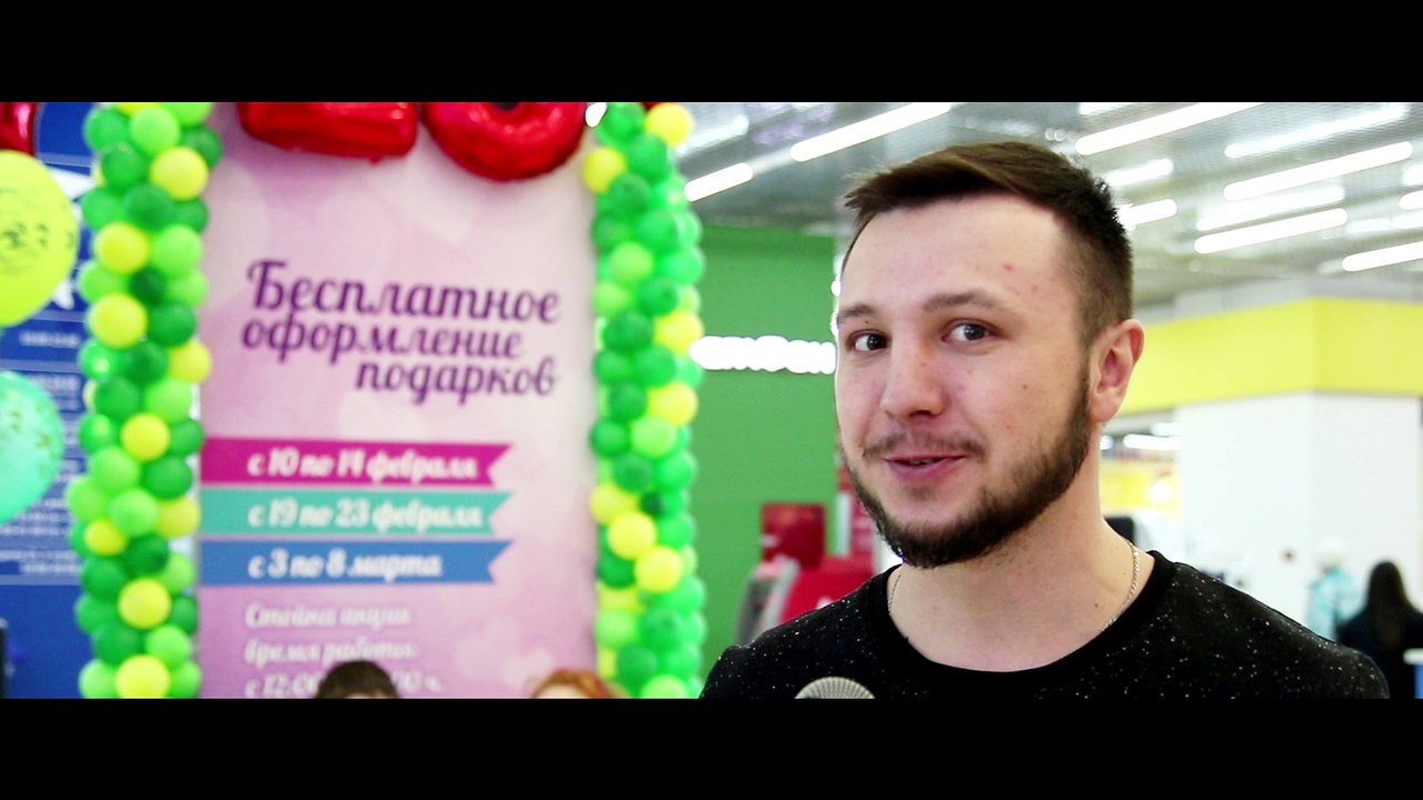 Красивые девушки-медсестры необычно поздравили мужчин с 23 февраля в ТРК «ГОРКИ»