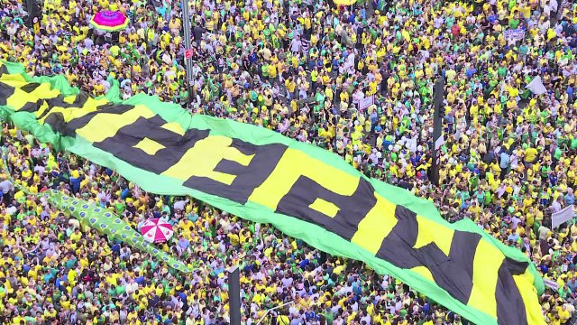 1,4 millones de brasileños gritaron “Fora Dilma” en Sao Paulo