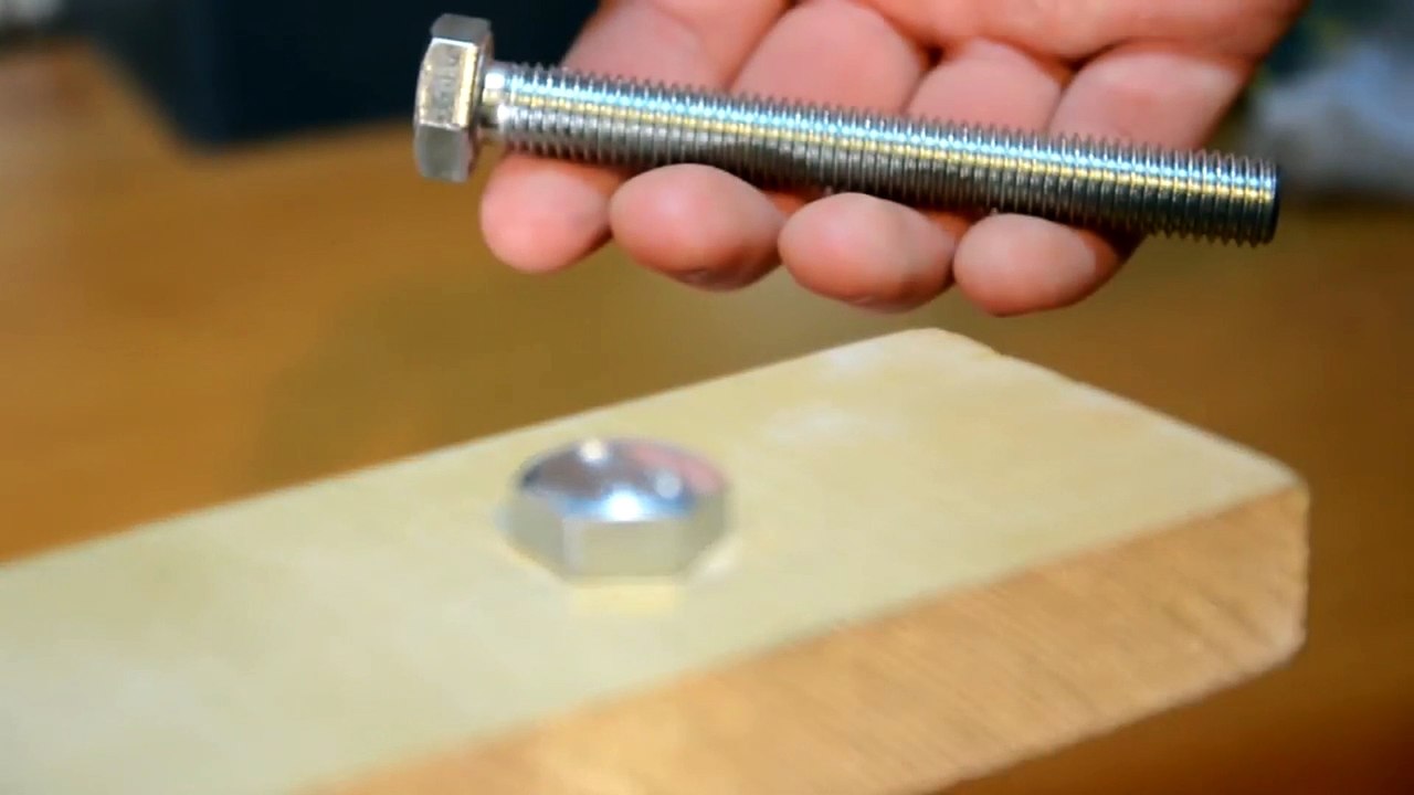 Life Hack that will Replace Wrenches