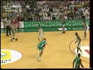 Flashback : Boris Diaw lâche une passe magnifique avec Pau