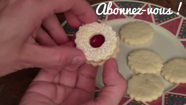 Biscuits Sablés à la Confiture - Shortbread Biscuits with Jam - حلوى الصابلي بمربى المشمش