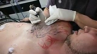 Bruno Fazendo Tatuagem