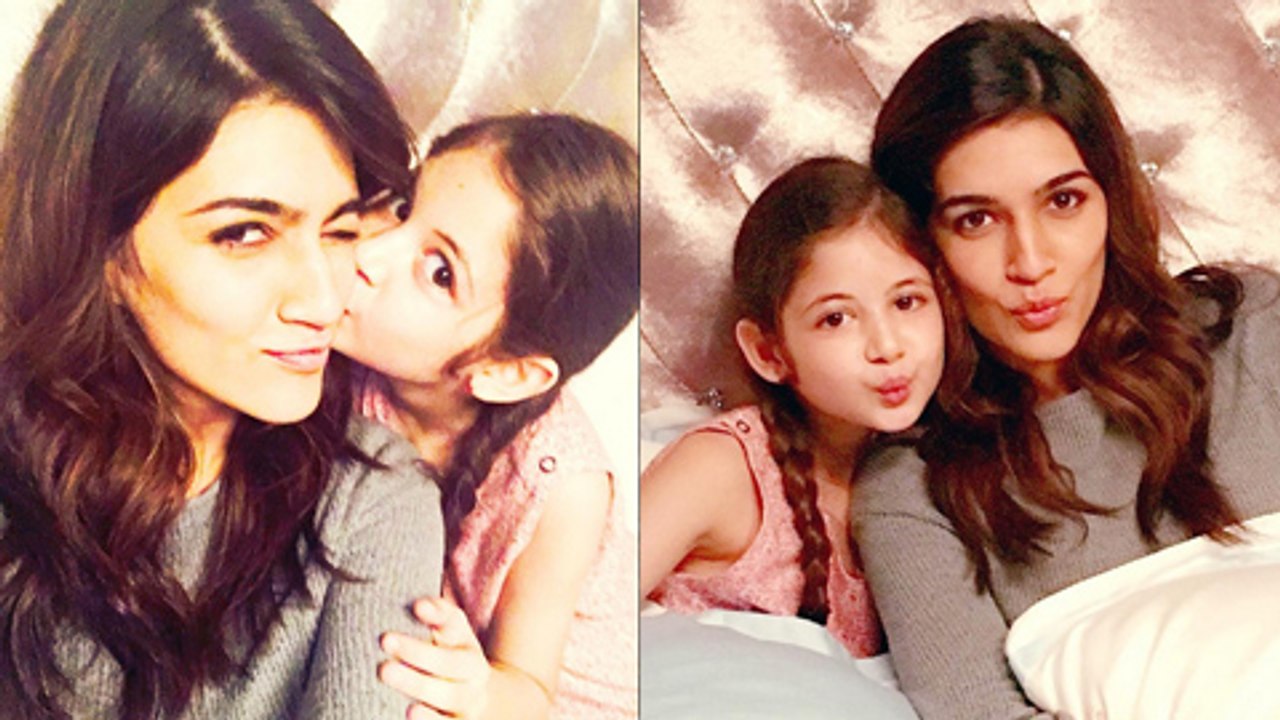WATCH! Kriti Sanon - Harshaali Malhotra's CUTE Pillow Fight VIDEO is Awwww!