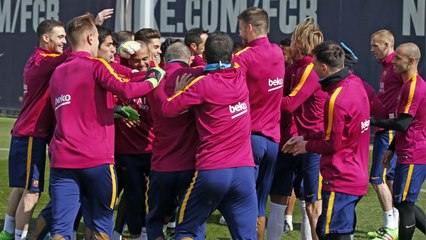 Spectacular ‘rondo’ in FC Barcelona training session