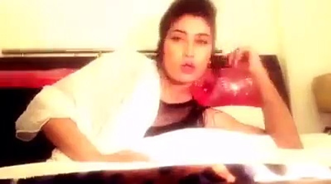 PAKISTANI ACTRESS OFFER TO SHAHID AFRIDI