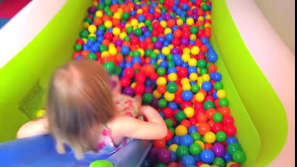 The Ball Pit Show_ for learning colors -- children's educational video