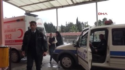 Adana Sokak Ortasında Koca Dayağı