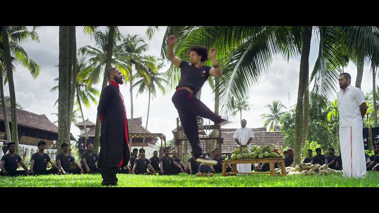 Baaghi - HD Hindi Movie Trailer [2016] Tiger Shroff & Shraddha Kapoor