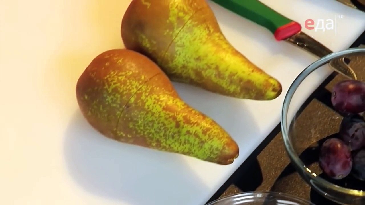 Фруктовый ёжик и воздушный ягодный мусс