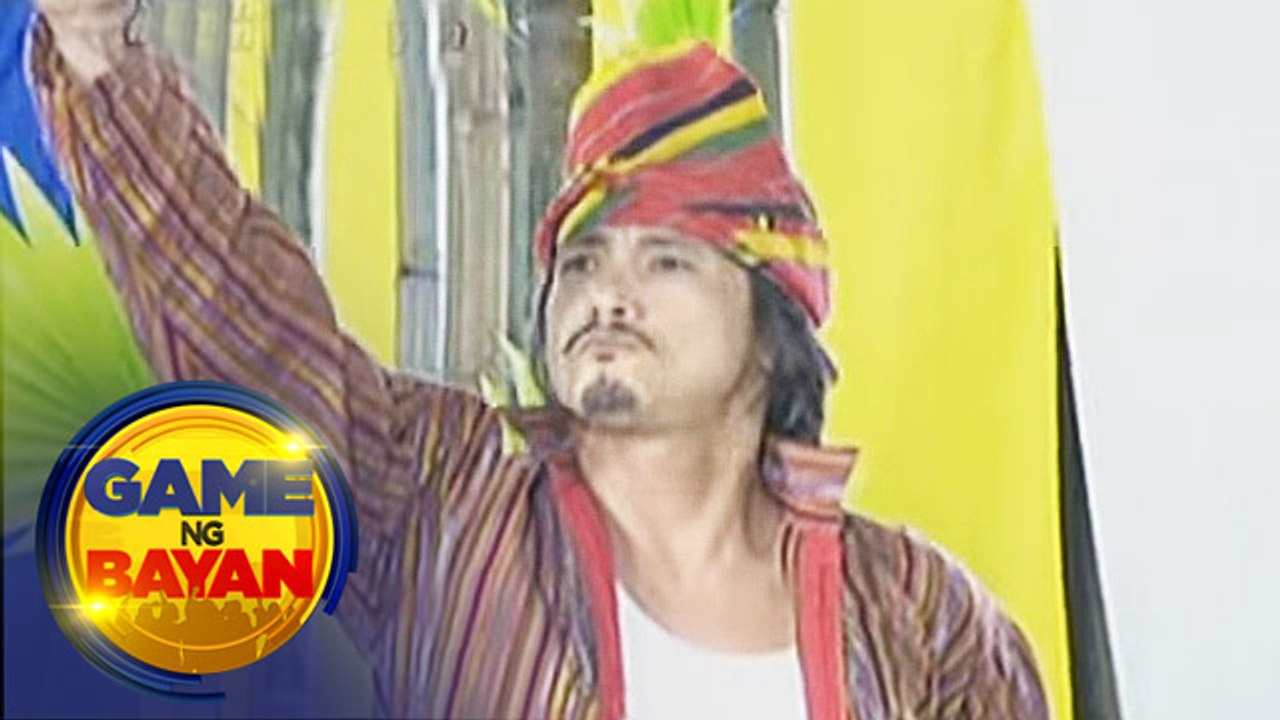 Game ng Bayan: Robin's tribal costume
