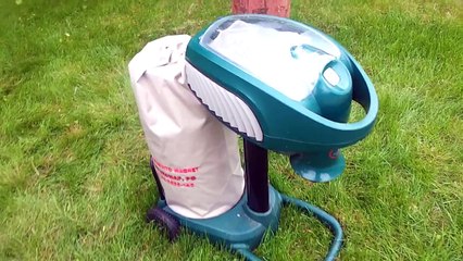 Coco Rocha - 50 poses in 30 seconds