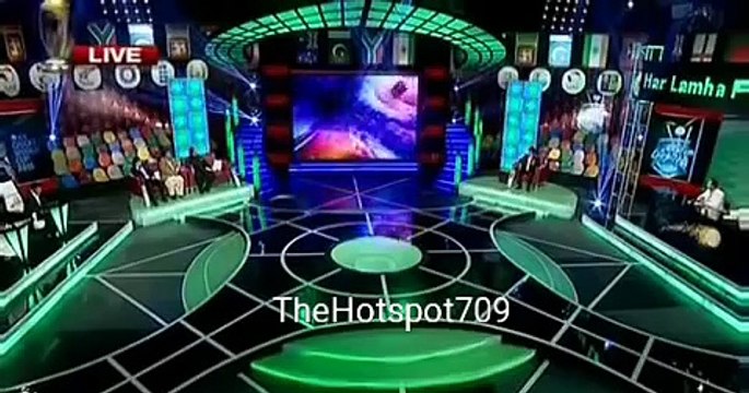 Umer Sharif Blasts Shoaib Akhtar for Insulting Pakistani Players in Comedy Nights with Kapil Sharma