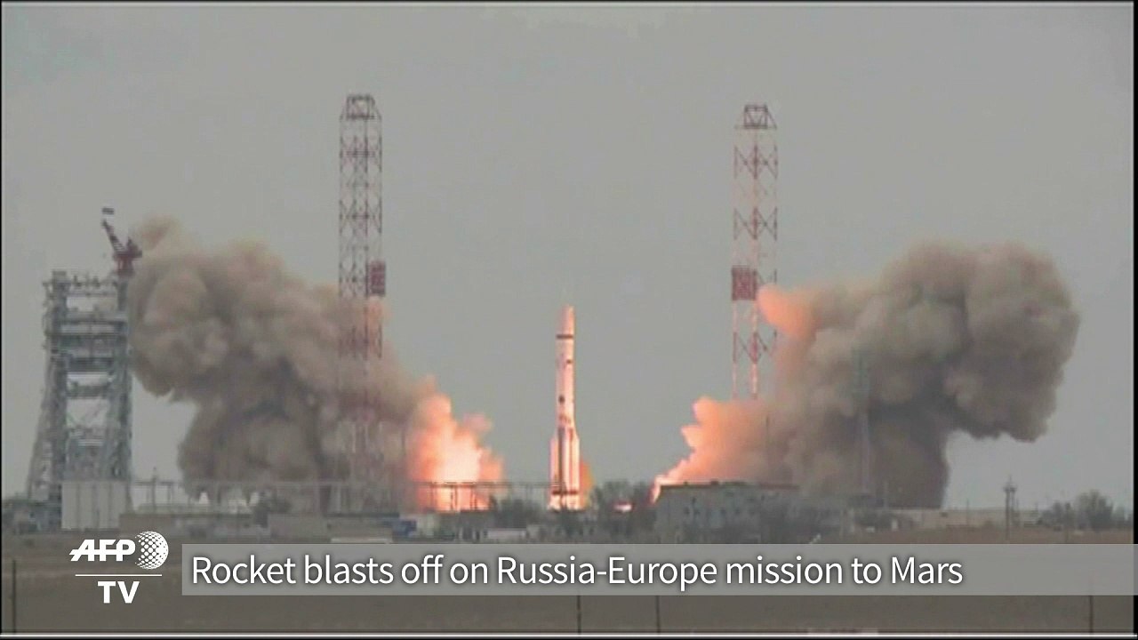 Rocket blasts off on mission seeking life on Mars