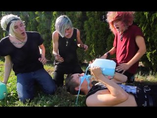 HOT CHILLI PEPPER CHALLENGE