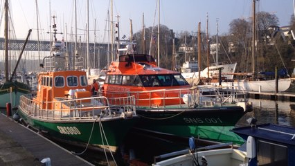 La vedette sénane de la SNSM quitte