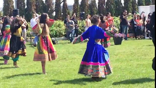 Afghan Girls and Boys Attan in Toronto,You never saw that kind of Dance