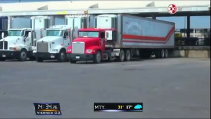 Lolita Ayala se le sale un gallo en pleno noticiero