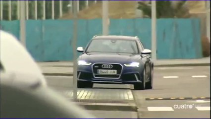 Alvaro Arbeloa se traga un bordillo y revienta la rueda del coche a su llegada a Valdebeba